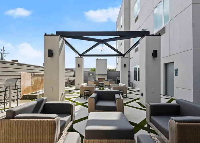 Holiday Inn Gonzales By Ihg